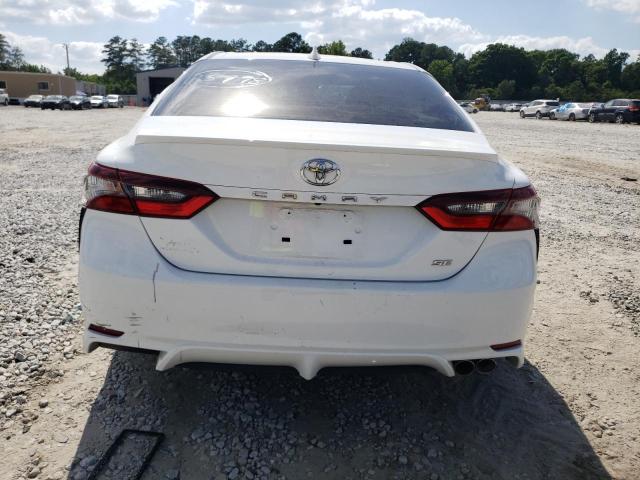 4T1G11AK3PU735989 - 2023 TOYOTA CAMRY SE NIGHT SHADE WHITE photo 6