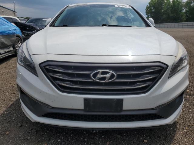 5NPE34AF8FH085849 - 2015 HYUNDAI SONATA SPORT Beyaz fotoğraf 5