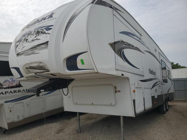 4YDF321259B630852 - 2009 OUTB TRAVEL TRL WHITE photo 2