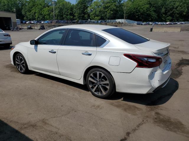 1N4AL3AP5HC233901 - 2017 NISSAN ALTIMA 2.5 WHITE photo 2