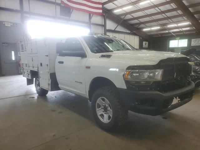 3C7WR8AJXKG649893 - 2019 RAM 3500 Ақ фото 4