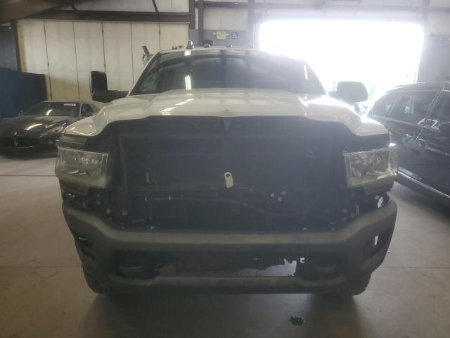 3C7WR8AJXKG649893 - 2019 RAM 3500 Ақ фото 5