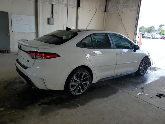 5YFS4MCE4MP097453 - 2021 TOYOTA COROLLA SE 白色 照片 3