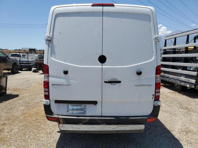 WD3PE7DC8F5995534 - 2015 MERCEDES-BENZ SPRINTER 2500 WHITE photo 6