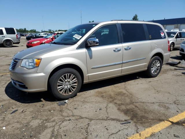 2C4RC1CG7DR589153 - 2013 CHRYSLER TOWN & COU TOURING L GOLD photo 1