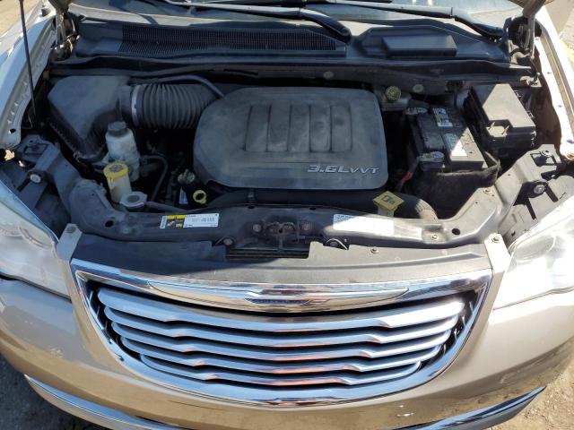 2C4RC1CG7DR589153 - 2013 CHRYSLER TOWN & COU TOURING L GOLD photo 12