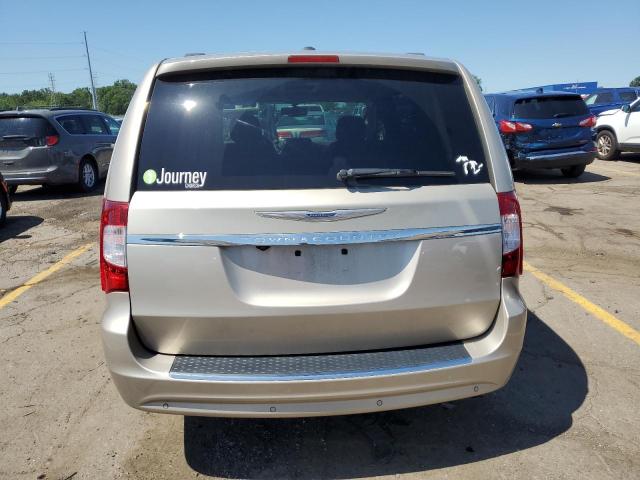 2C4RC1CG7DR589153 - 2013 CHRYSLER TOWN & COU TOURING L GOLD photo 6