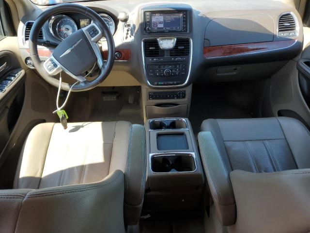 2C4RC1CG7DR589153 - 2013 CHRYSLER TOWN & COU TOURING L GOLD photo 8