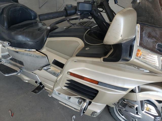 1HFSC2238WA004647 - 1998 HONDA GL1500 SE TAN photo 9