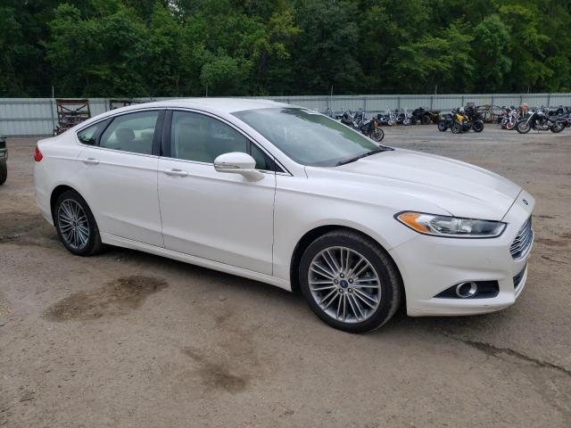 3FA6P0HD0ER118544 - 2014 FORD FUSION SE WHITE photo 4