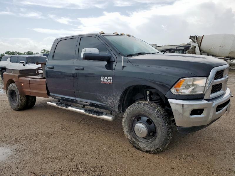 3C63RRGL9JG229529 - 2018 RAM 3500 ST BLACK photo 4