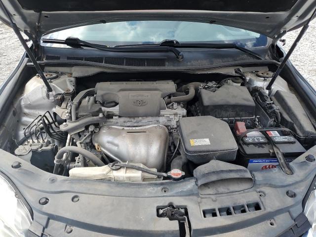 4T1BF1FK0GU246647 - 2016 TOYOTA CAMRY LE SILVER photo 11