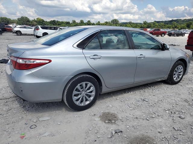 4T1BF1FK0GU246647 - 2016 TOYOTA CAMRY LE SILVER photo 3