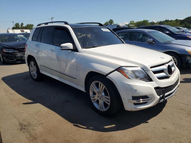 WDCGG8JB6FG435589 - 2015 MERCEDES-BENZ GLK 350 4MATIC WHITE photo 4