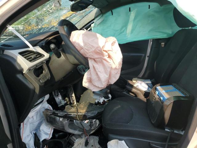 KL8CD6SAXHC715378 - 2017 CHEVROLET SPARK 1LT CREAM photo 7