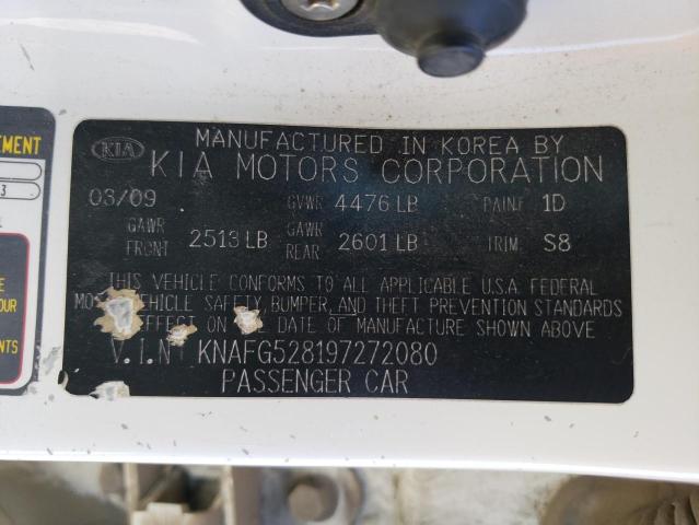 KNAFG528197272080 - 2009 KIA RONDO BASE WHITE photo 13