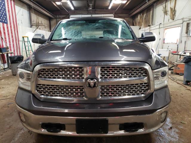 1C6RR7VM1JS228233 - 2018 RAM 1500 LARAMIE GRAY photo 5