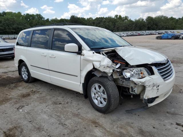 2A4RR5D12AR413973 - 2010 CHRYSLER TOWN & COU TOURING WHITE photo 4