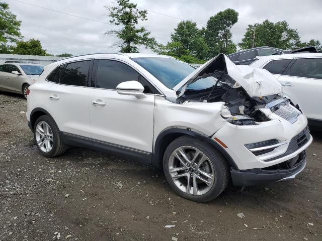 5LMCJ3D98KUL44393 - 2019 LINCOLN MKC RESERVE Beyaz fotoğraf 4
