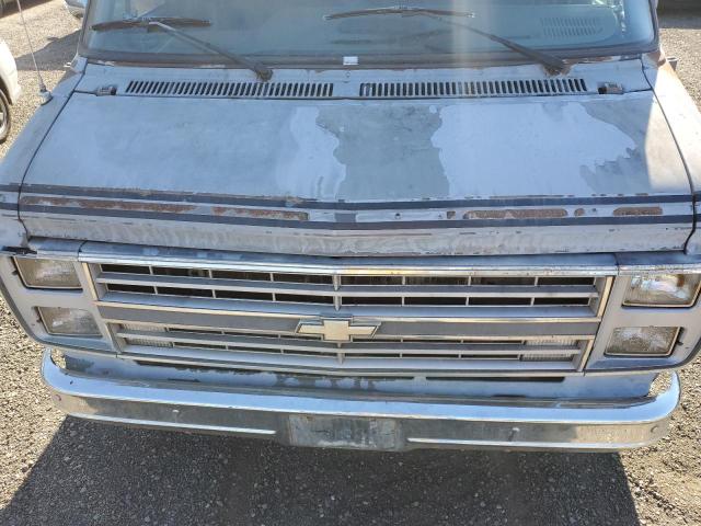 1GBEG25K8K7137614 - 1989 CHEVROLET G20 SILVER photo 12