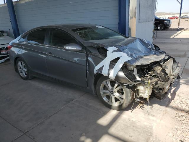 5NPEC4AC4BH148963 - 2011 HYUNDAI SONATA SE GRAY photo 4