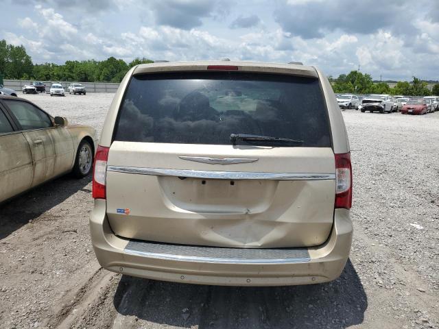 2C4RC1CG5DR777346 - 2013 CHRYSLER TOWN & COU TOURING L GOLD photo 6
