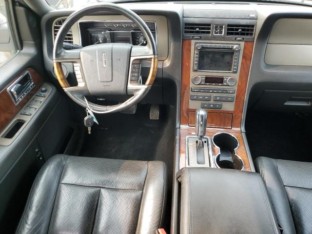 5LMJJ2J51DEL02566 - 2013 LINCOLN NAVIGATOR თეთრი ფოტო 8