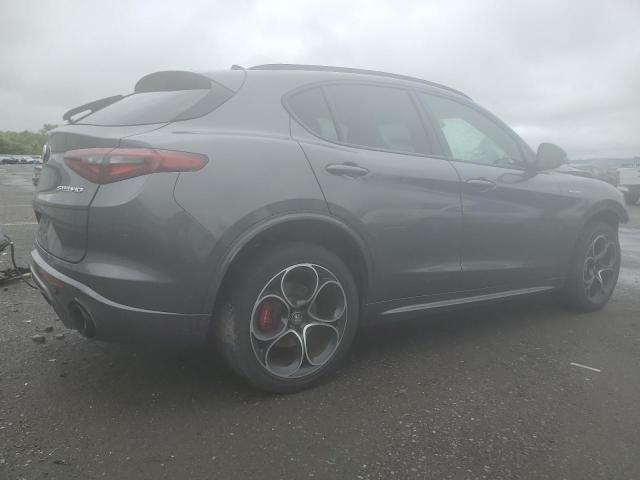 ZASPAKBN9N7D30158 - 2022 ALFA ROMEO STELVIO TI ნაცრისფერი ფოტო 3