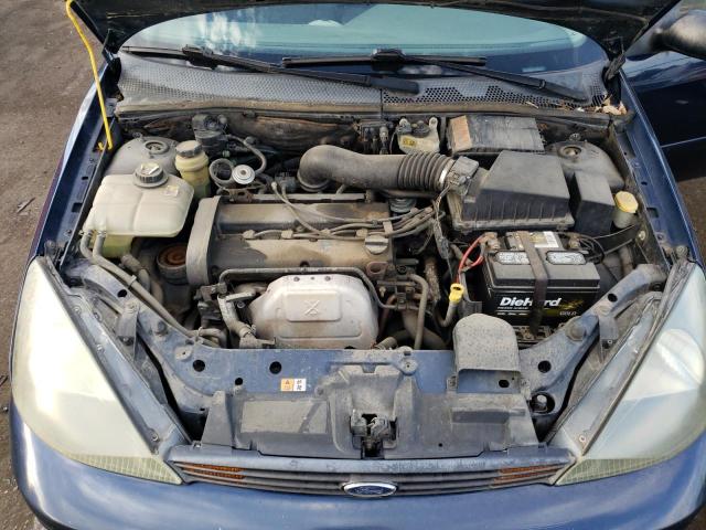 3FAFP37323R120481 - 2003 FORD FOCUS ZX5 BLUE photo 11