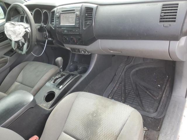 5TFJU4GN2DX039395 - 2013 TOYOTA TACOMA DOUBLE CAB PRERUNNER WHITE photo 8