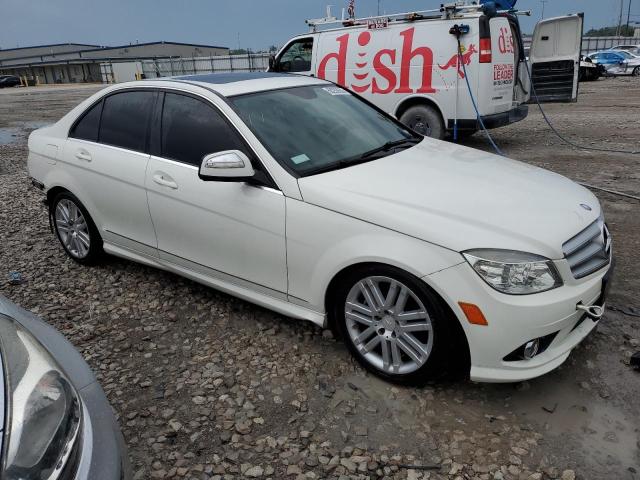 WDDGF81X09R054601 - 2009 MERCEDES-BENZ C 300 4MATIC WHITE photo 4