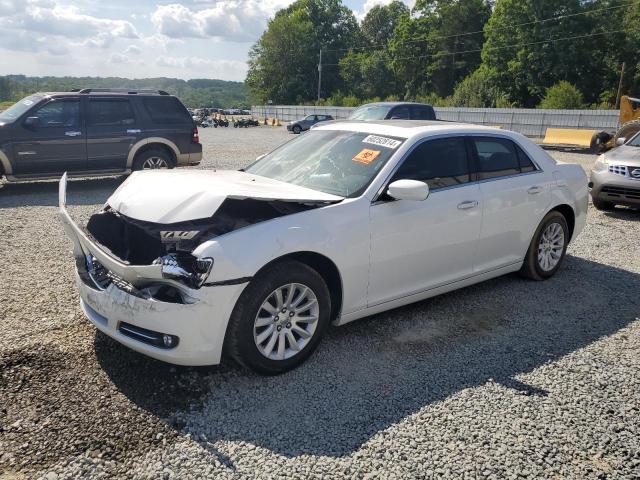 2C3CCAAG2DH527243 - 2013 CHRYSLER 300 WHITE photo 1