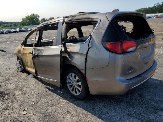 2C4RC1BG4HR666066 - 2017 CHRYSLER PACIFICA TOURING L BURN photo 2