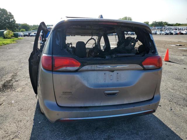 2C4RC1BG4HR666066 - 2017 CHRYSLER PACIFICA TOURING L BURN photo 6