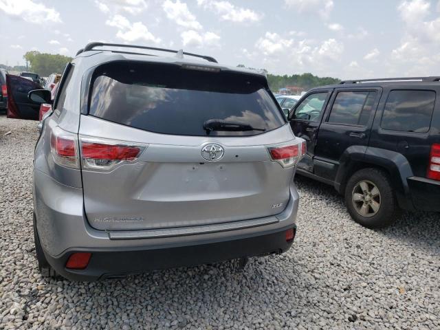 5TDKKRFH5GS174688 - 2016 TOYOTA HIGHLANDER XLE GRAY photo 6