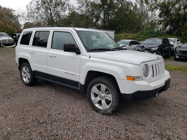 1C4NJRFB9HD175559 - 2017 JEEP PATRIOT LATITUDE WHITE photo 4