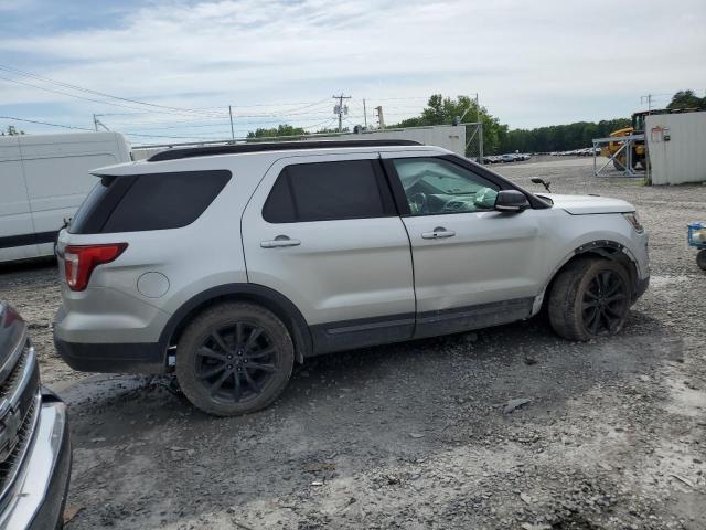 1FM5K8D82KGA99862 - 2019 FORD EXPLORER XLT SILVER photo 3