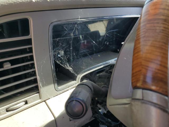 5LMFU28557LJ08335 - 2007 LINCOLN NAVIGATOR შავი ფოტო 9