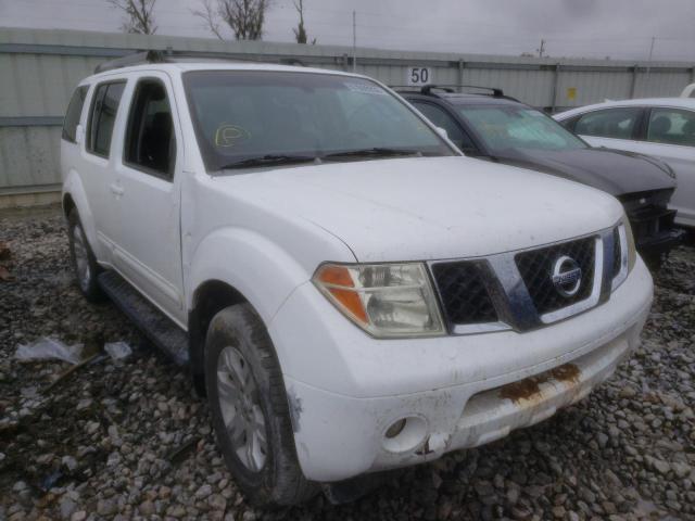 5N1AR18U35C784232 - 2005 NISSAN PATHFINDER LE 白色 照片 1