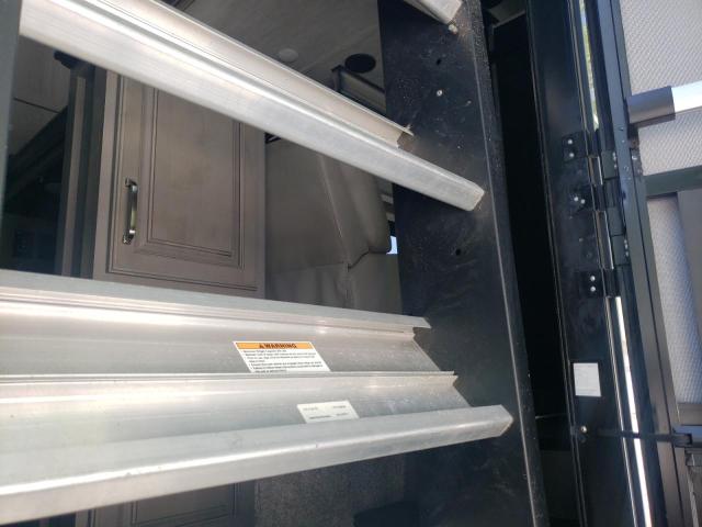 4YDF37628M4701125 - 2021 KEYSTONE MONTANA TWO TONE photo 5