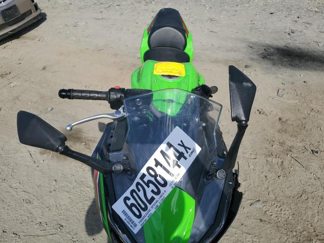 ML5EXER19PDA83549 - 2023 KAWASAKI EX650 R Жасыл фото 5