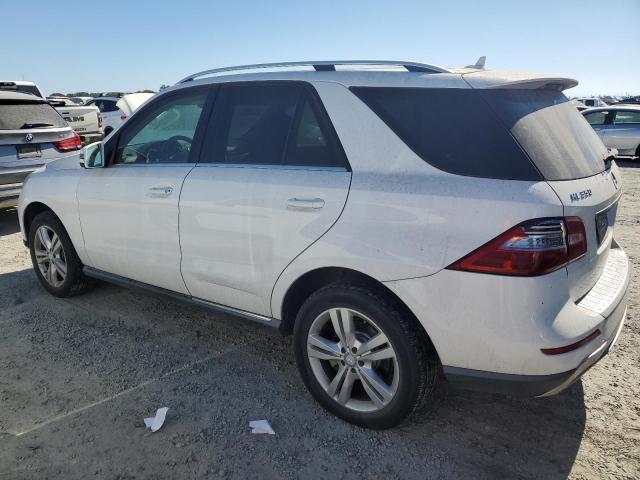 4JGDA5HB7FA537366 - 2015 MERCEDES-BENZ ML 350 4MATIC WHITE photo 2
