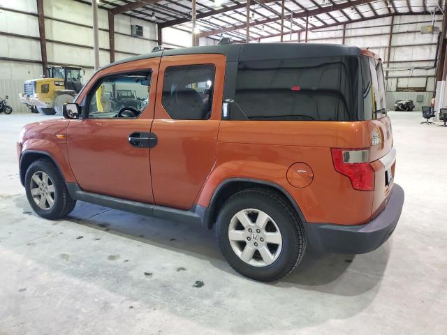 5J6YH2H71BL004790 - 2011 HONDA ELEMENT EX ORANGE photo 2