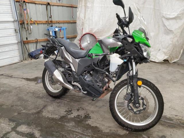 JKALE8C17HDA00290 - 2017 KAWASAKI KLE300 C GREEN photo 1