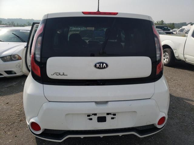 KNDJP3A55G7364637 - 2016 KIA SOUL + WHITE photo 6