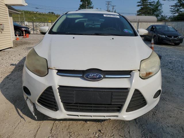 1FADP3F28DL278601 - 2013 FORD FOCUS SE WHITE photo 5