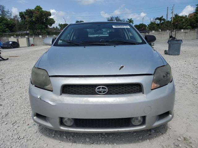 JTKDE177260131203 - 2006 TOYOTA SCION TC Gümüş foto 5