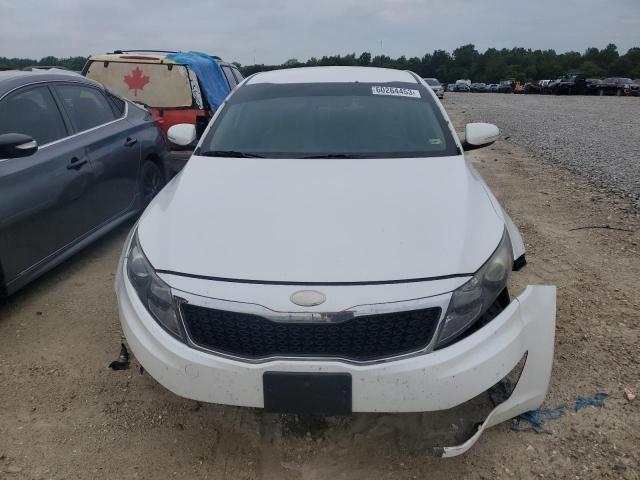 5XXGM4A7XCG055810 - 2012 KIA OPTIMA LX WHITE photo 5