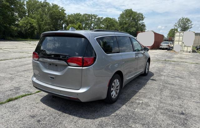 2C4RC1BG9HR642071 - 2017 CHRYSLER PACIFICA TOURING L SILVER photo 4