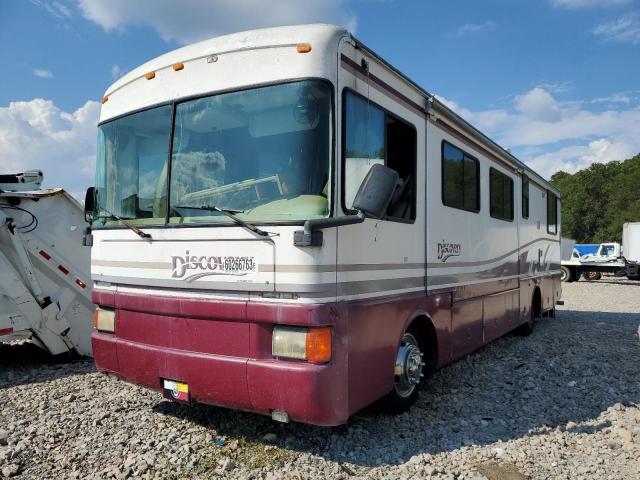 4UZ6XFBC0WCA58129 - 1998 FREIGHTLINER CHASSIS X LINE MOTOR HOME BEIGE photo 2